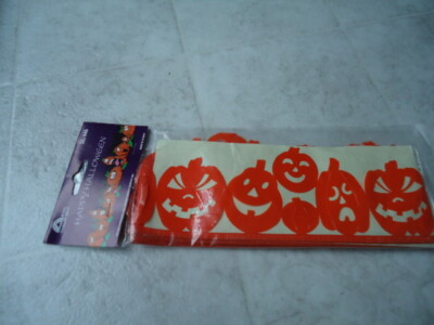 OTC Halloween Orange Plastic Jack O  Lantern Banner Garland Bottom Wired 3  X 8 