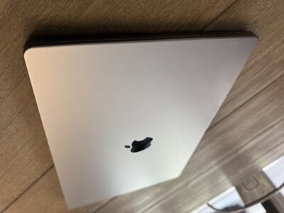 Apple MacBook Pro シルバー 14-inch MacBook Pro - Silver - Apple