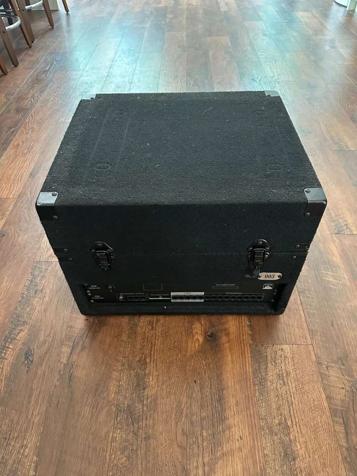 Kit de instalación y prueba de teléfono por Internet portátil Foto 3 de 4