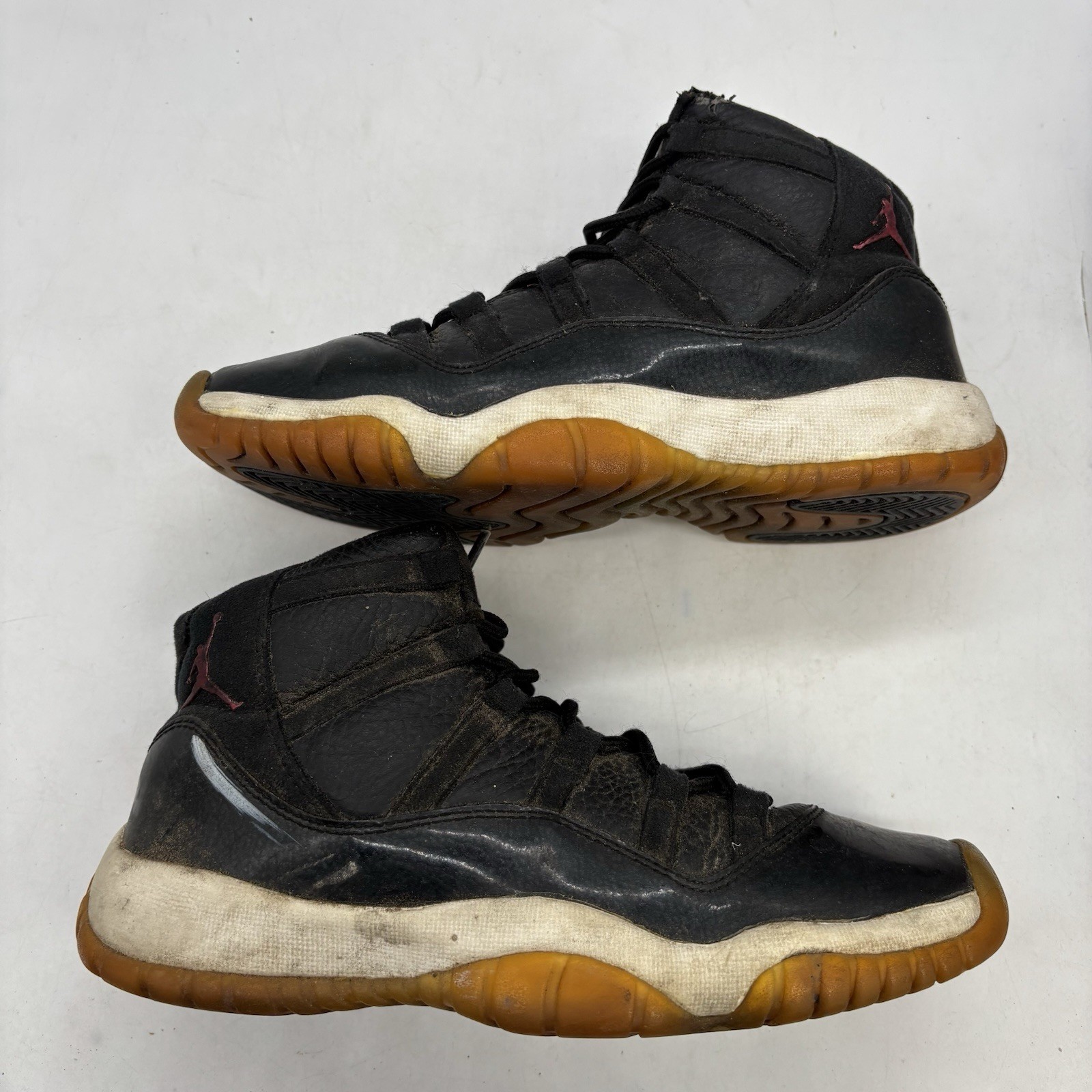 Air Jordan 11 Retro Kids Size 4.5 Y Womens 6 72-10 Nike Black White 378038-002 thumbnail 2