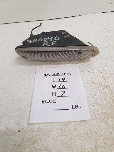 Parachoques antiniebla montado en la esquina/luz de estacionamiento para pasajeros para 95-00 CIRRUS 115719 Foto 3 de 4