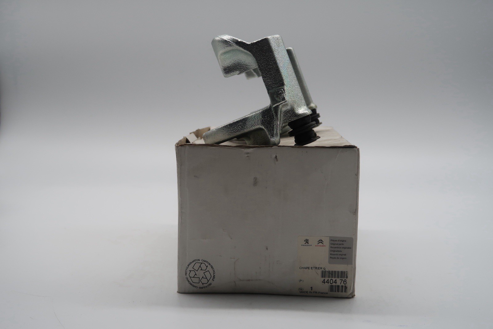 Citroen C8 2002-2008/Citroen Dispatch Brake Caliper Bracket – 4404 76