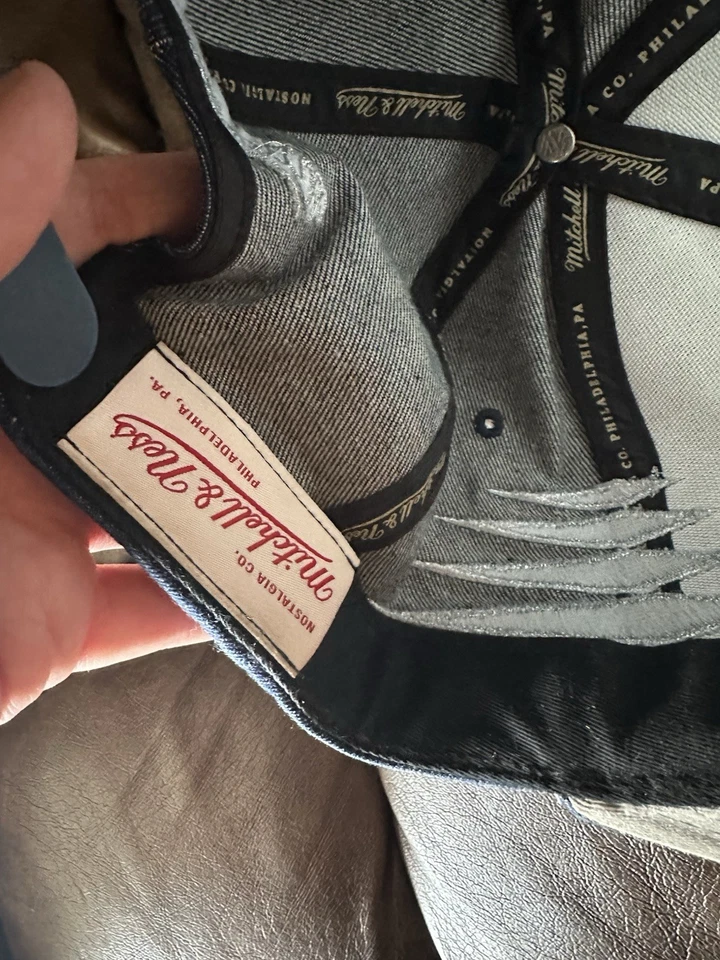 Gorra Mitchell & Ness Chicago Bulls Denim Snapback para hombre Foto 4 de 4