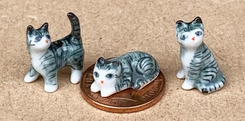 ensemble de chatons peints à la main - Figurines
