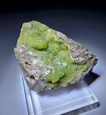 ***WOW APPLE-Green Botrioydal Smithsonite crystals on matrix, 79 Mine Arizona***