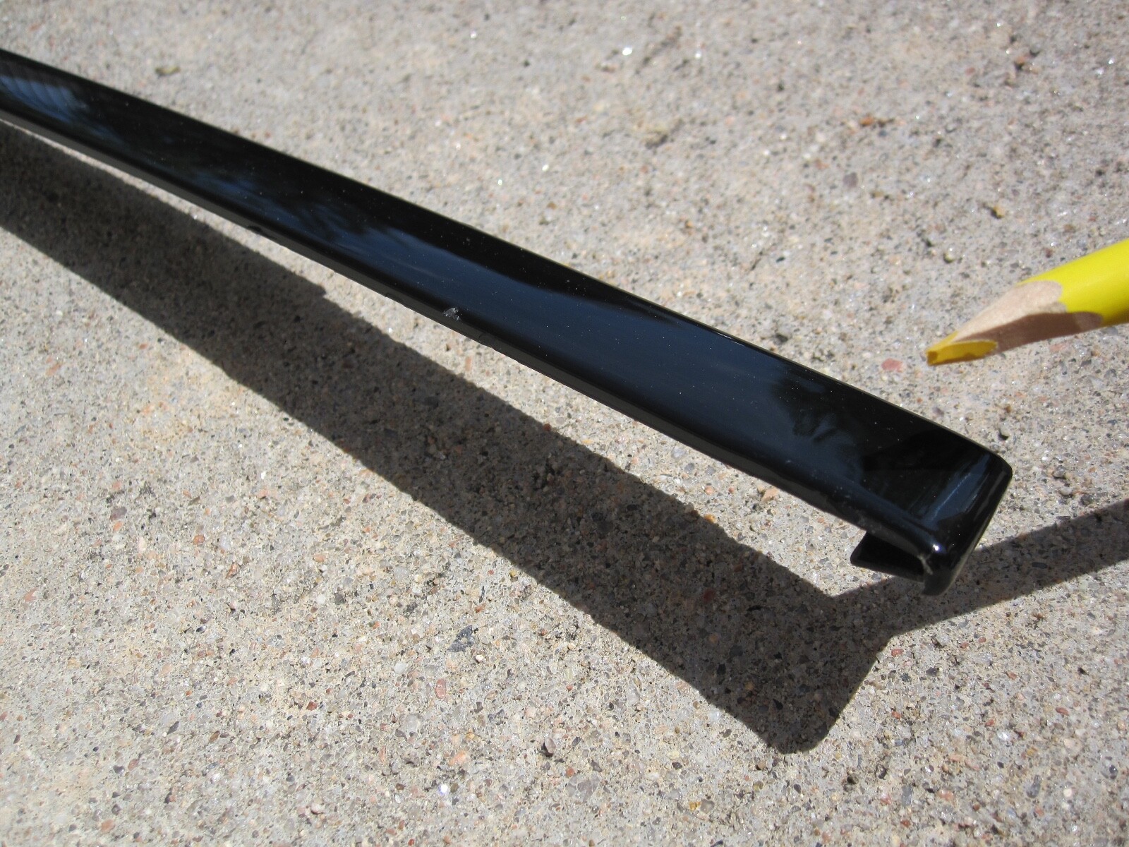 02-2010 LAMBORGHINI MURCIELAGO LEFT DOOR GLASS UPPER TRIM CHANEL RUN MOLDING 