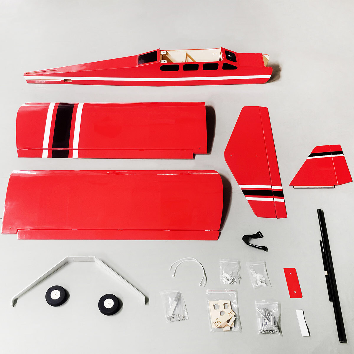 Falcon Trainer 73.2inch 20cc Fixed Wing Wooden Gasoline Aircraft