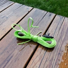 Tarp ridgle line. Dyneema line with prussic  shackles and toggles