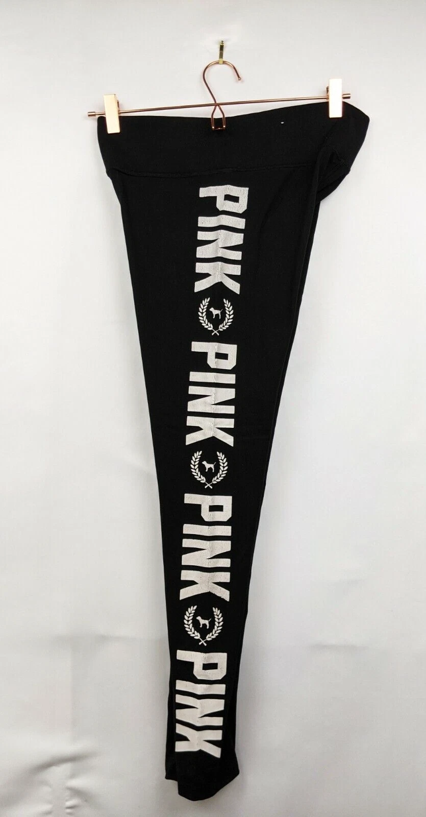 victoria-secret-vs yoga logo leggings