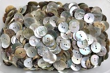 20mm 32L Ivory White Pearlescent Shell Agoya Natural 2 Hole Button Buttons XM86