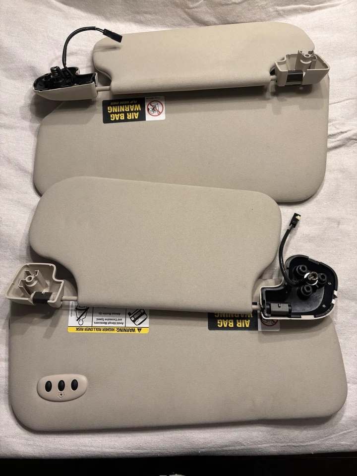 Ford Expedition Lincoln Navigator Sun Visor Set Driver Passenger  2003-2006 - Image 4 of 4