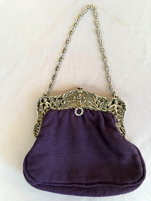 ANTIQUE German Silver Repousse PURSE with Cupids circa 1900