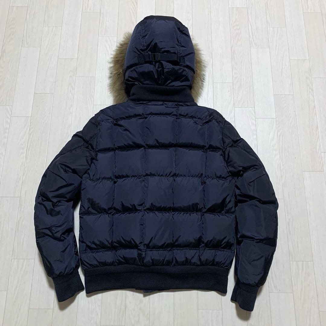 新品同様モンクレールMUSCADE ダウンジャケットネイビー4D114