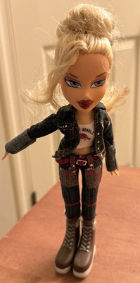 Bratz Girlz Cloe Doll MGA 10'' 2001 RARE Rock Angelz W Boots Clothes Blonde Blue