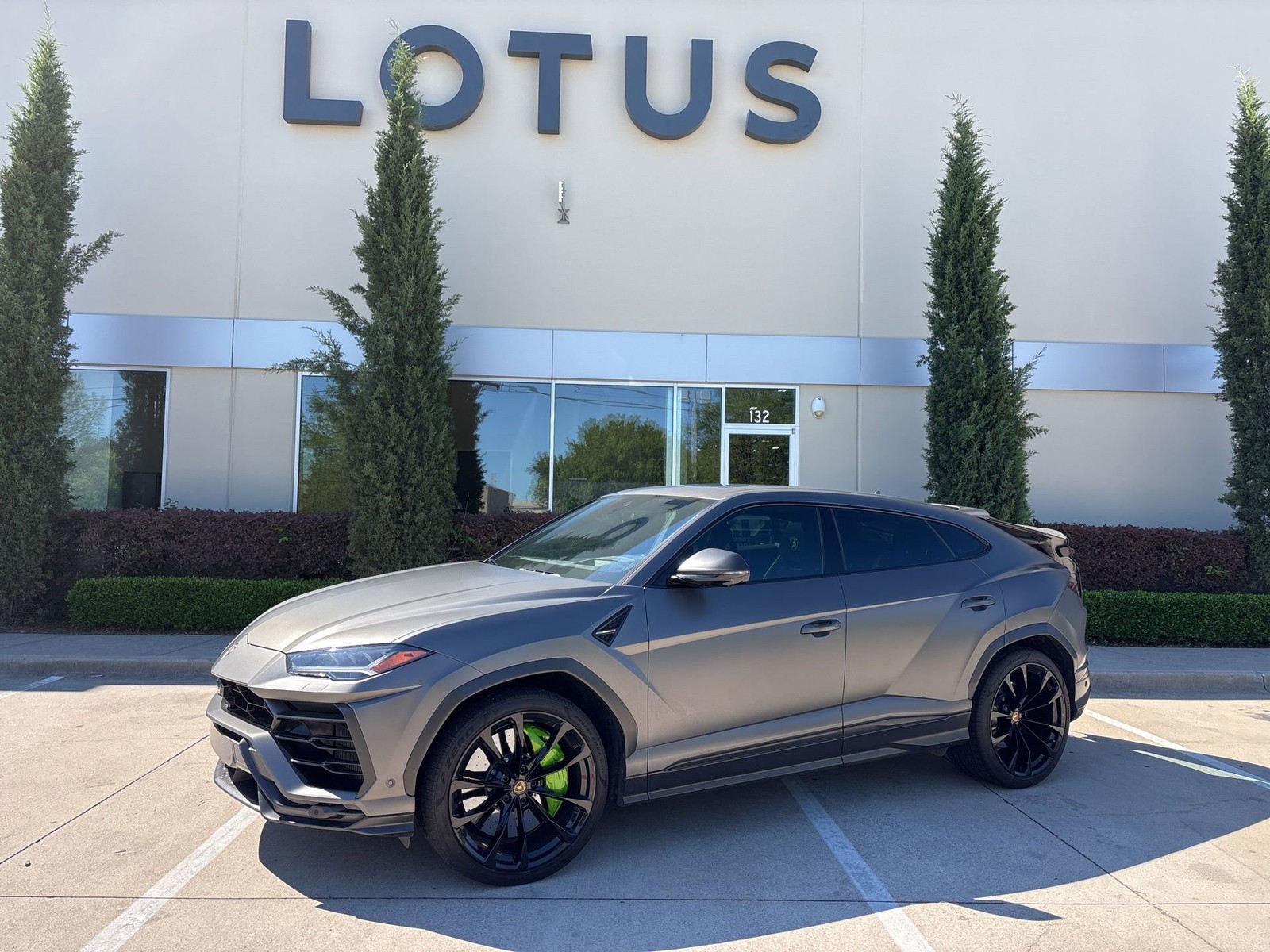 2022 Lamborghini Urus Unicolor Alcantara Seat Upholstery