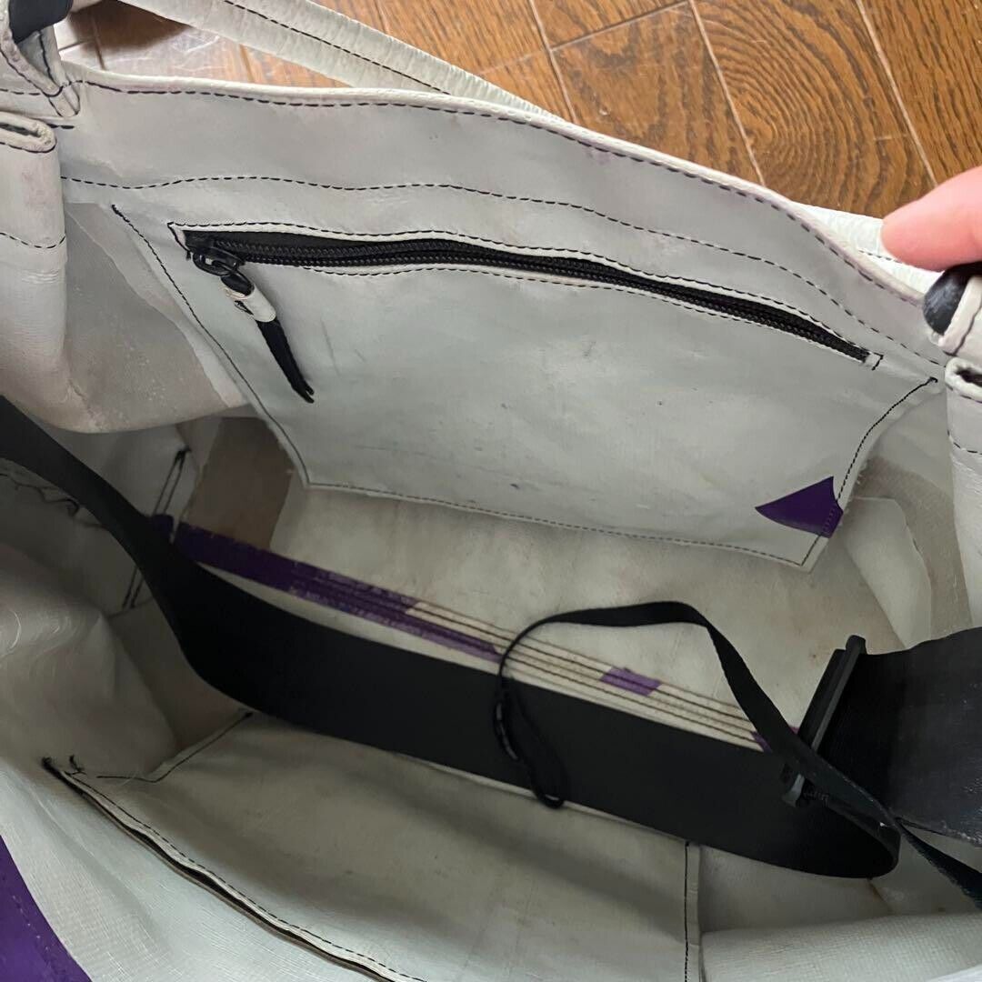 FREITAG PEGGY 2WAY Hand Tote Shoulder Bag WHITE × PURPLE FREITAG PEGGY 2WAY Hand Tote Shoulder Bag WHITE × PURPLE