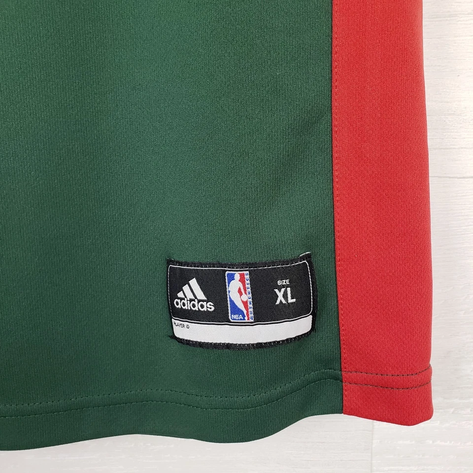 Camiseta deportiva de visitante Brandon Jennings Milwaukee Bucks Adidas juvenil talla XL Foto 3 de 4