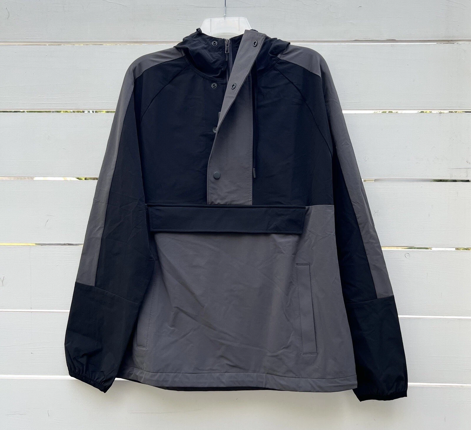 FourLaps Packable Anorak Jacket - Men’s Size Large