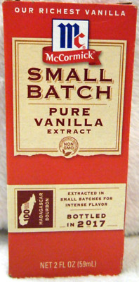 McCormick Small Batch Pure  Vanilla Extract 2 OZ  EXP 10/28  *FAST SHIP*