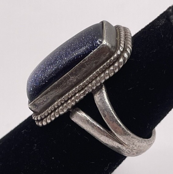 Sterling Silver Rectangular Blue Goldstone Ring(7… - image 3