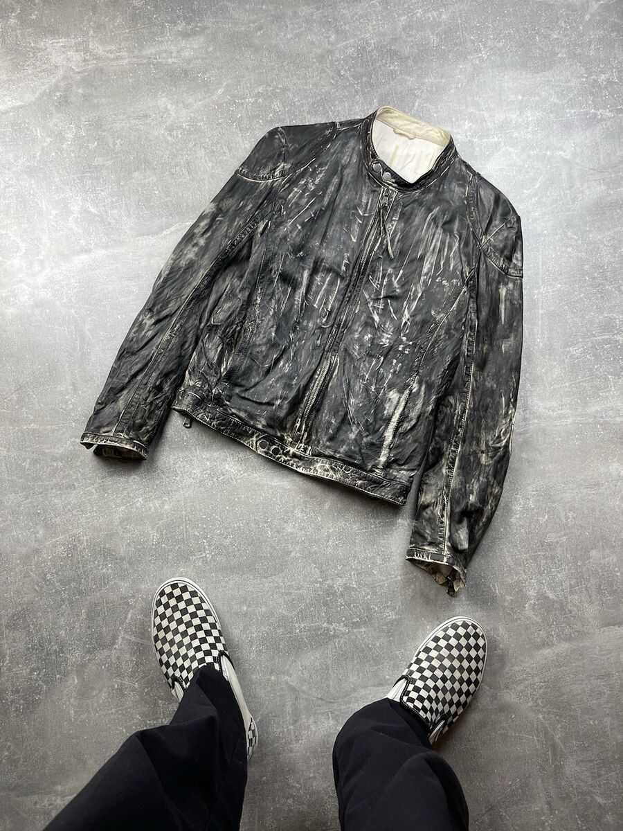 Vintage Archive Avant Garde Black / White Leather Zip Faded Vintage Archive Avant Garde Black / White Leather Zip Faded