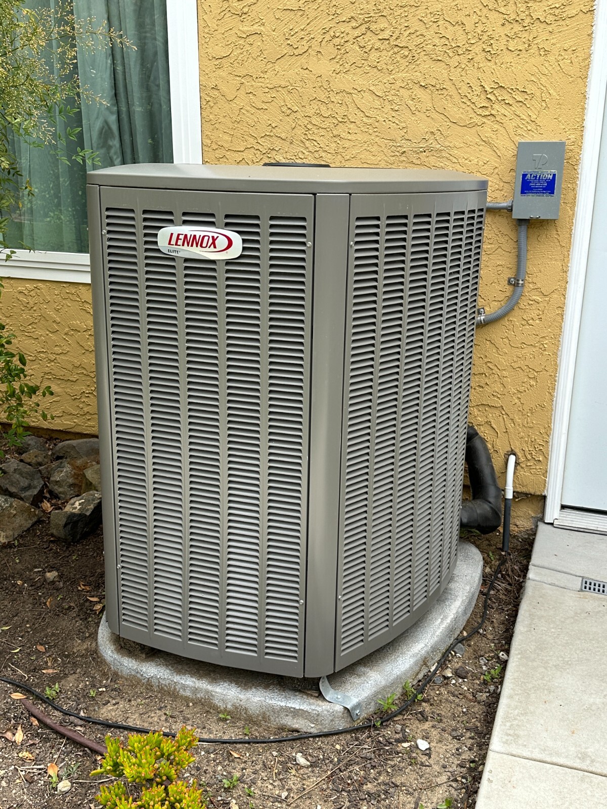 Lennox Elite Central Air Conditioner R410A EL16XC1060230A02 / 5 Ton