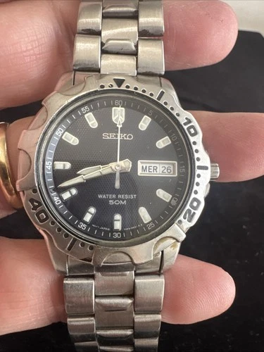 Vintage Seiko 7N43-8229 Mens Quartz Day/Date Diver Style Watch, Working #L338