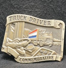 XD21126 VINTAGE 1970s  TRUCK DRIVER COMMEMORATIVE  TRUCKING BRASS BELT BUCKLE