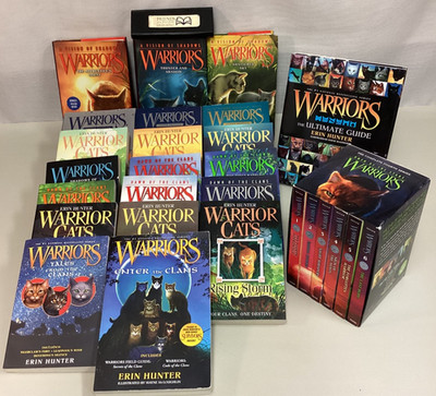 WARRIOR CATS Mixed Lot With 2 Complete Sets + The Ultimate Guide 22 TPB/5 HC