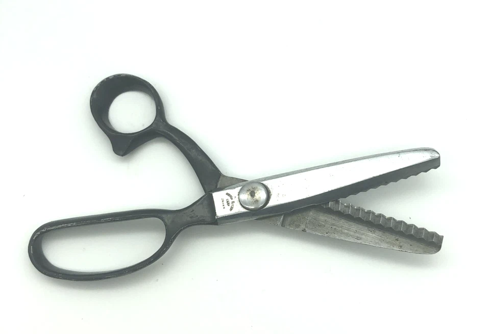 Vintage Elk Griffon Cutlery Pinking Shears 8.5" Forged Steel Japan - 71 Scissors - Image 3 of 4