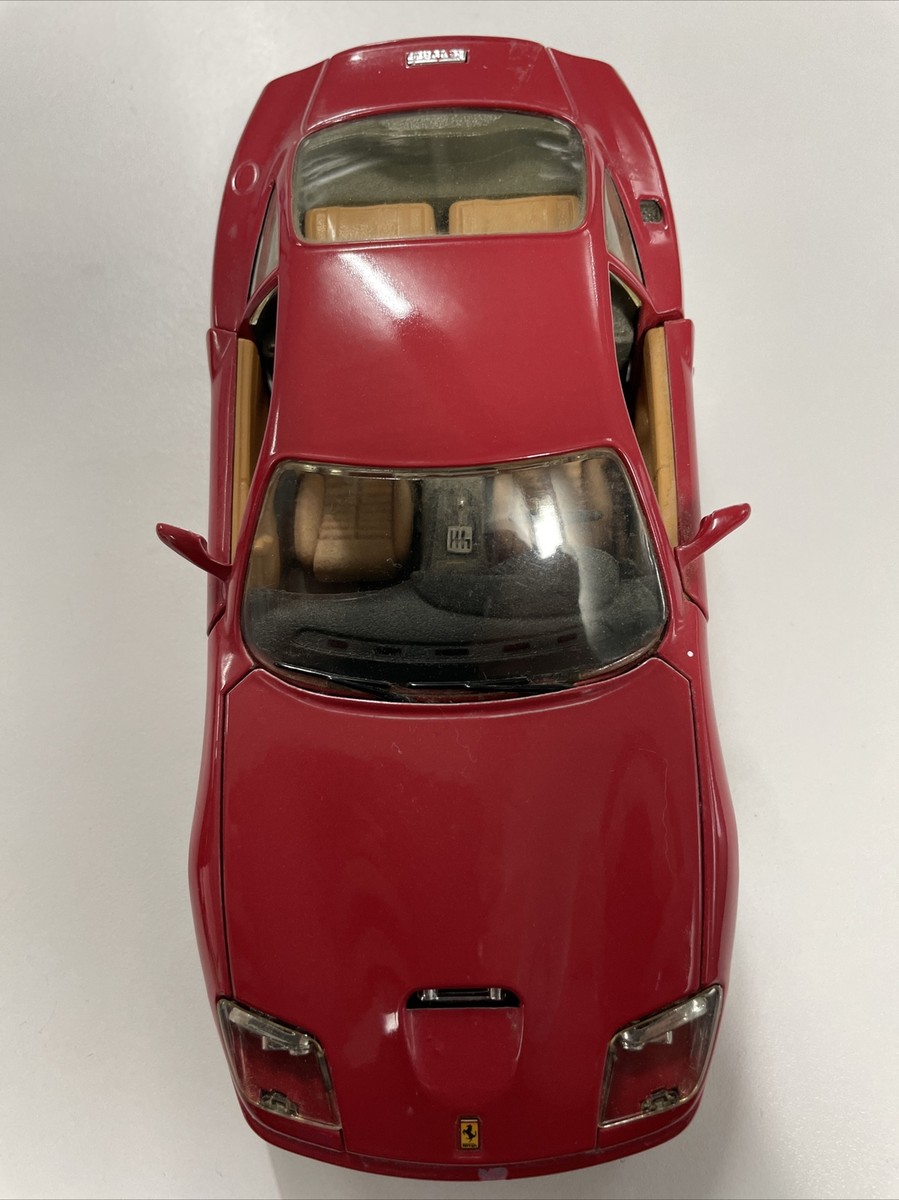 burago フェラーリ 1996年式マラネロ 1/18 Amazon | Bburagoブラーゴ『1/18 Ferrari 550 maranello 1996 赤