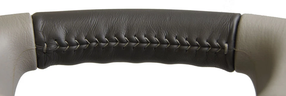 Volante Buick Rendezvous 2002-2003 couro cinza dois tons com interruptores de áudio - Imagem 2 de 4