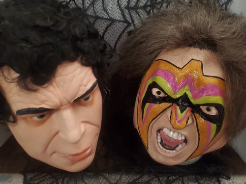WWE Legends Ultimate Warrior Vs Andre The Giant Mask Set Trick Or Treat Studios - Picture 2 of 24