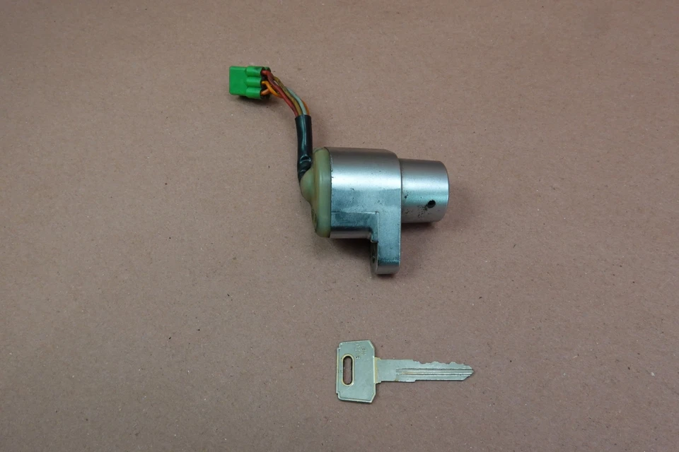 1998-2004 SUZUKI Intruder VL1500 IGNITION LOCK KEY - Image 3 of 4