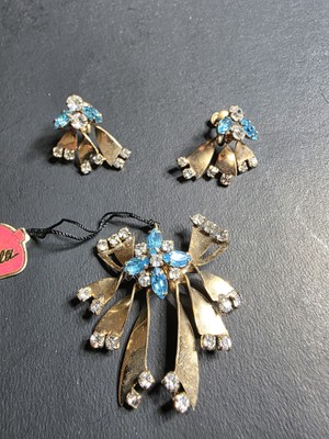Schiaparelli Vintage Large Blue  Rhinestone Brooch and Clip Earring Set
