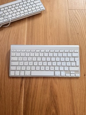 Apple Wireless Keyboard A1314 (Deutsch, QWERTZ, Bluetooth, Aluminium)