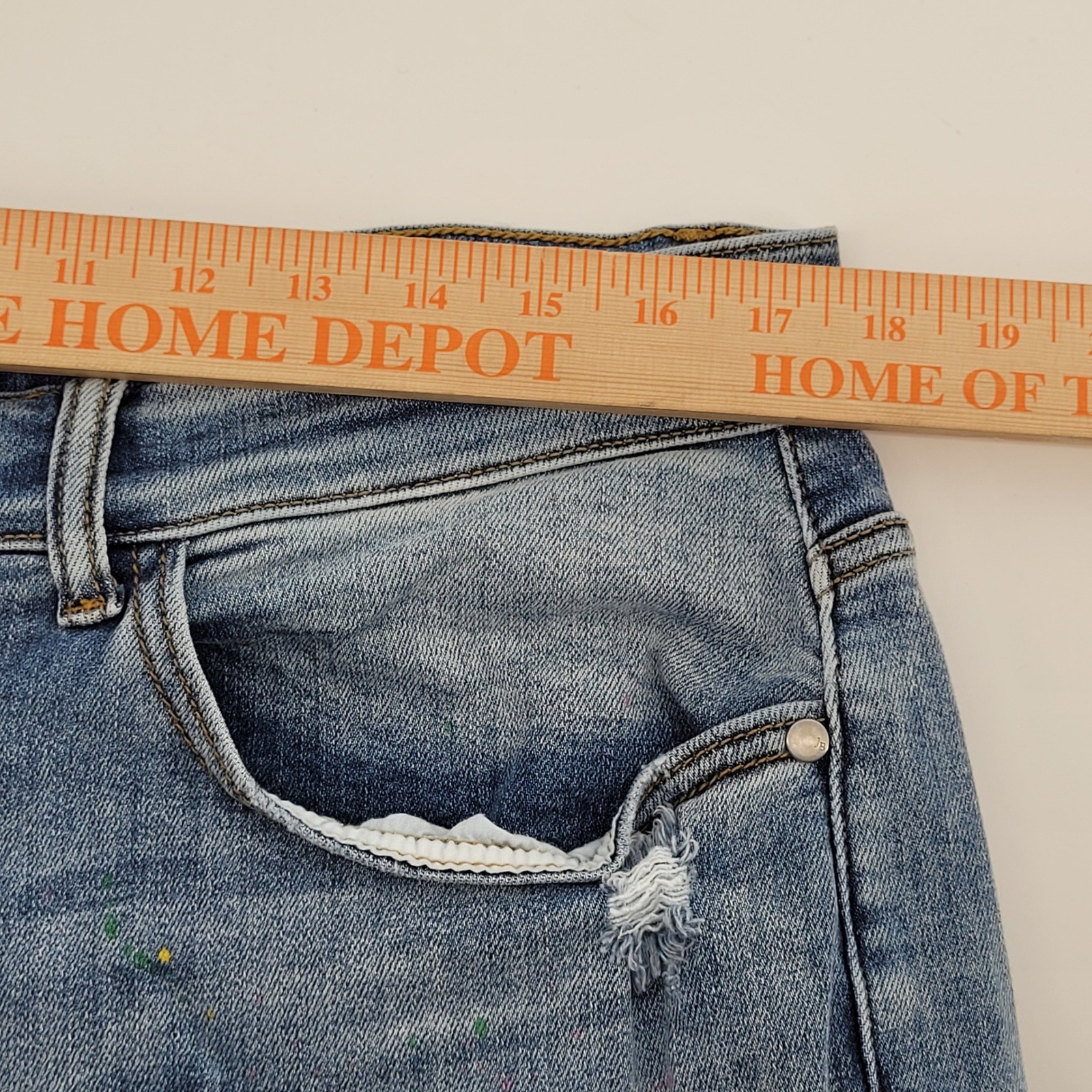 Judy Blue Boyfriend Fit Size 18W Jeans Distressed Light Wash Paint Splatter