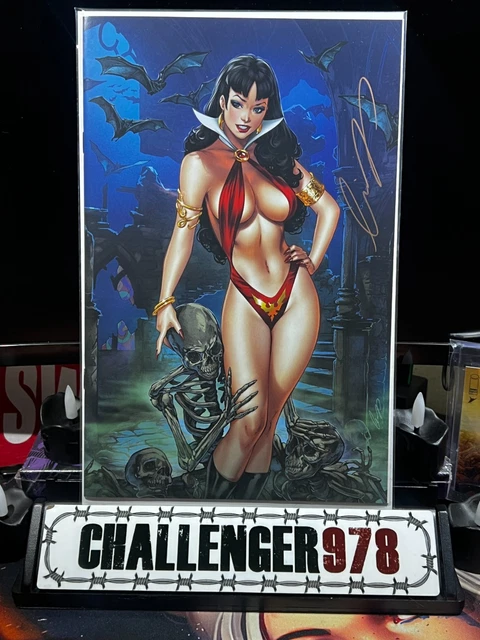 VAMPIRELLA #1 1:20 Elias Chatzoudis SIGNED VIRGIN w/ COA