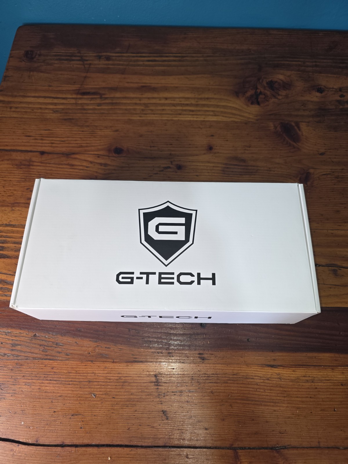 G-Tech Heated Hand Warmer Rechargeable Pouch RED Sports Outdoors Golf.