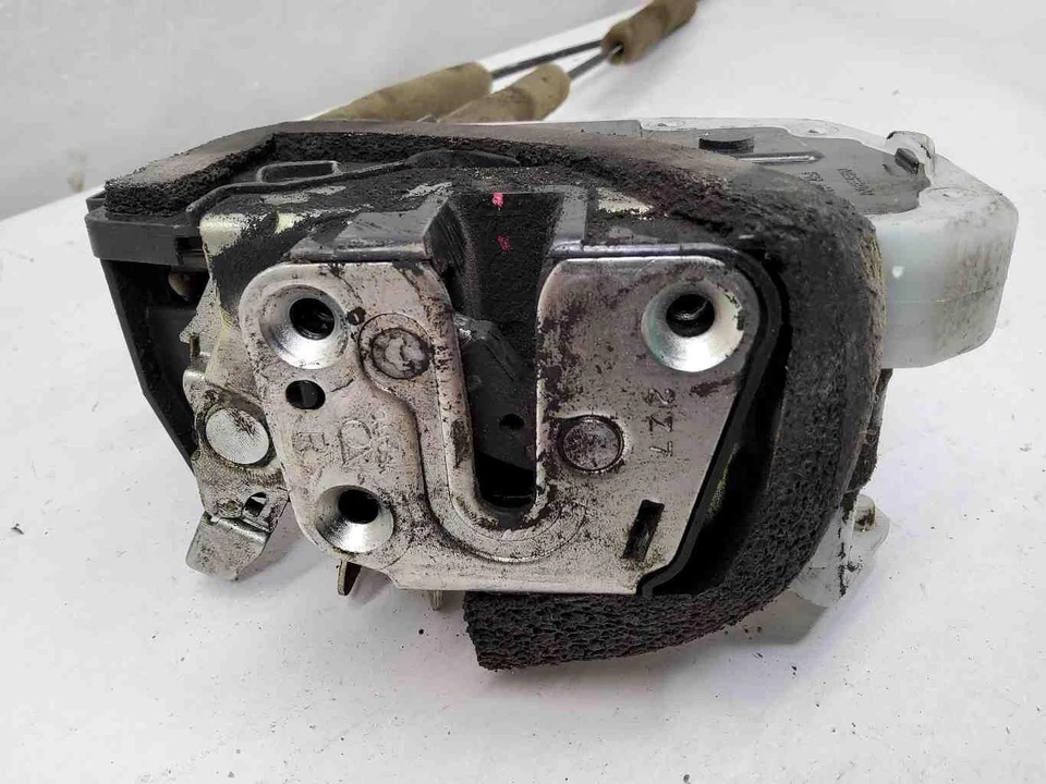 805001PA0A Front Door Latch NISSAN NV 2500 Right 12 13 14 15 — 第 3/4 张图片