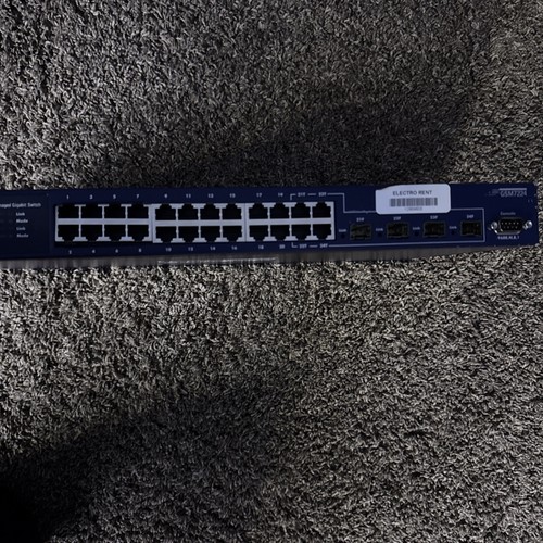 Netgear Gigabit 24-port 10/100/1000 Managed Switch GSM7224NA - Zdjęcie 4 z 4