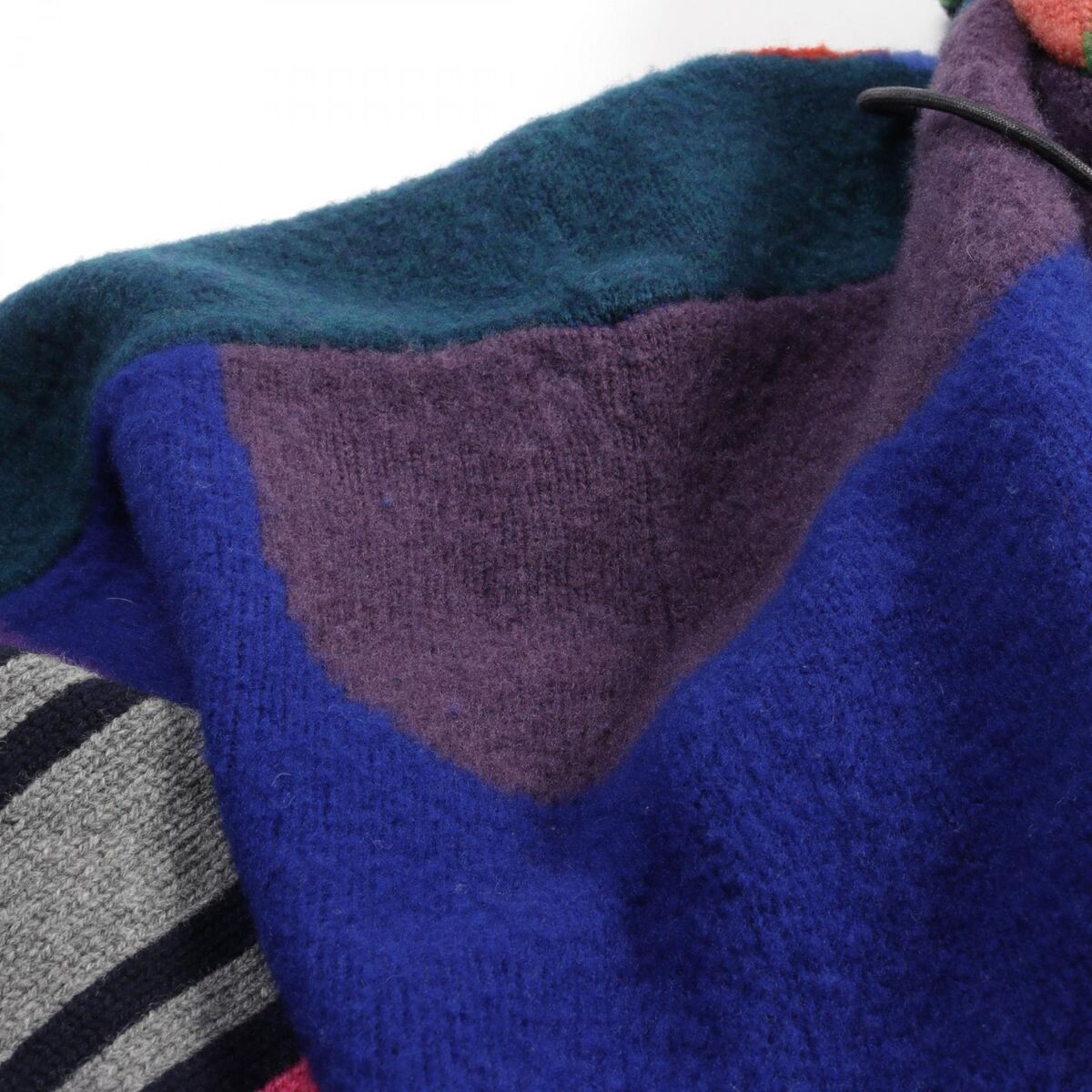 Sacai KAWS jacquard knitwear poncho #1 21-02577M wool Blue Sacai KAWS jacquard knitwear poncho #1 21-02577M wool Blue