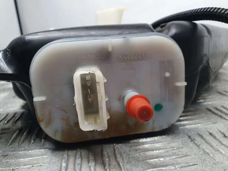 9681917180 tank zusatzstoff für PEUGEOT 508 ACTIVE 2011 4750371 Foto 4 de 4