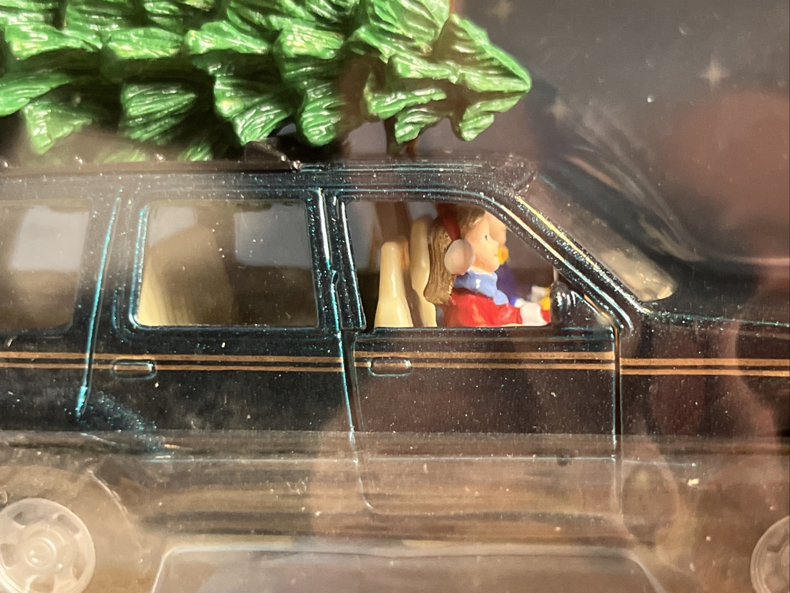Picture 3 of 9