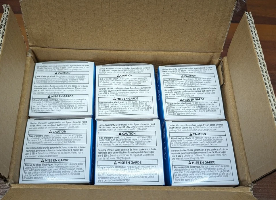 GE led7dp20bb827/20 PAR20 Flood LED Light Bulb 500 lumens  - Image 2 of 3