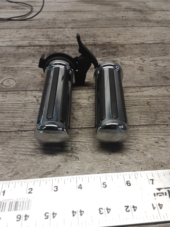 81 81 81-83 Kawasaki KZ750 1981 Aftermarket manillar bloqueo del acelerador empuñaduras de tubo Foto 2 de 4