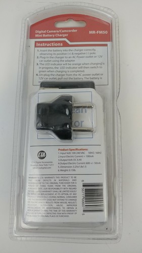 CTA Digital Camera/Camcorder Mini Battery Charger - Picture 2 of 3