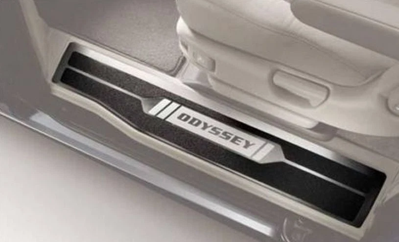 Adorno de alféizar de puerta genuino OEM Honda Odyssey 2011-2017 08F05-TK8-100 Foto 3 de 3