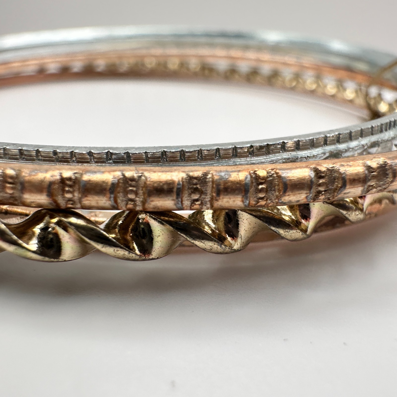 Vintage 90s Stackable Bangle Bracelet Set Gold/Si… - image 7