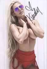 Kindly Myers  original signiertes Foto 20 x 30 cm HAMMERMOTIV